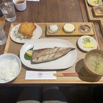 ひものや食堂 ひだまり - 