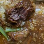 愛群 - 牛バラ肉ご飯