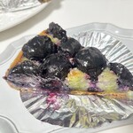 ブランジュリー パリの空の下 - いただいたドクターグレードナガノパープル。これより美味しい葡萄はない…！