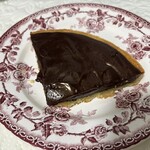 ブランジュリー パリの空の下 - いただいたボナのタルトショコラ 超貴重‥震えながらいただく‥！