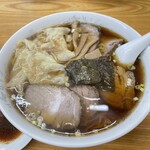 東洋一 - ワンタン引っ張り出す派