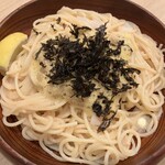 壁の穴 - 納豆たらこパスタ
