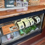 特急 ゆふいんの森 - ラウンジで始発から乗ったので運良くゲット出来ました。大人気商品なので、人が来ないうちに買わないとすぐなくなります。買えた人はラッキーですよ。(o´艸`)