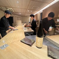 鮨 無垢/鮨 白銀 - イケメン鮨職人の親切な接客をご堪能下さい。某店の頑固親父大将よりこっちの方が断然良いです。