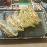 東京とんこつらーめん 翔 - 焼餃子356円