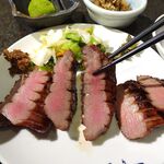 牛たん炭焼 利久 - 牛たん「極」定食3,443円（税込）（３枚６切、麦飯、テールスープ、小鉢、和菓子）