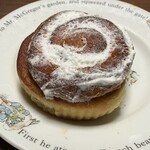 COCO PAN Craft Bakery - シナモンロール@290円