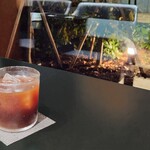 eggg Park - ドリンクと店内景色