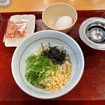 なか卯 - たまかけうどん　温(小)  