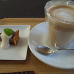 神宗 - 紅芋タルト&カフェラテ