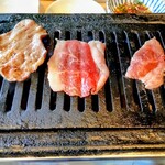 肉の満牛萬 - 