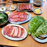 肉の満牛萬 - 