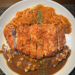 キッチン ル・リアン - カツカレーとカツスパのハーフ＆ハーフ