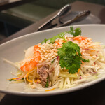 池袋サイゴンレストラン 円山店 - 海老と豚肉入り青パパイヤサラダ