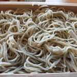 いし豆 - 蕎麦のアップ