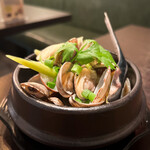 池袋サイゴンレストラン - あさりのレモングラス蒸し