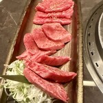 YORONIKU TOKYO AZABUDAIHILLS - 焼物塩(ロース、上タン、上ハラミ)
