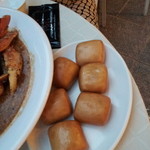 NO SIGNBOARD SEAFOOD - マントウも別料金･･･S$3