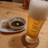 高崎個室居酒屋 居酒肴 じゅうにつき - 生ビール＆お通しの煮凝り・モズク酢