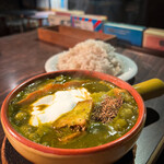 カフェモンキーバー - ポパイカレー / とんとろ