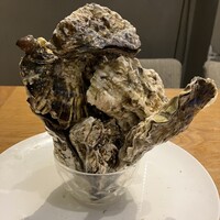 Seafood bar Ermitage 横浜鶴屋町店 - 名物牡蠣のジェンガ（9個分）