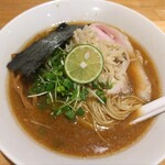 ラーメン ABE's - 秋刀魚の醤油ラーメン