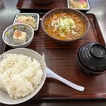 もつ煮屋 日の出食堂 - 