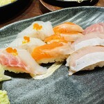 三代目網元 魚鮮水産 - 七品目
『握り寿司三種盛合せ』