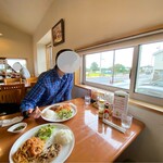 Mahoroba - 中二階席