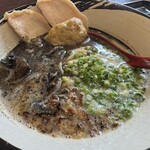元祖 ざる焼 小林養鶏 本店わさび - 炭火焼き鶏白湯ラーメン