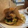 upit's Burger 衣笠店