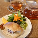 317616818 - Morning setラムレーズンバター(ドリンク代＋310円)