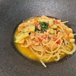 アダージオ - 紅ずわい蟹のパスタ