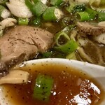 ら～めん山家 - うまいスープ