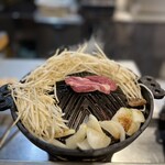 札幌成吉思汗 しろくま - もやし追加必須