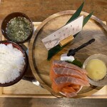 波の - 七色レインボー丼