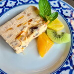 ジャスミンアンジェロ - ココナッツミルクのセミフレッド¥550