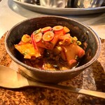 多国籍食堂 錆と煤 - タコのアチャール