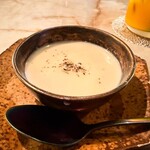 多国籍食堂 錆と煤 - 前菜のスープ