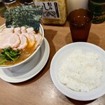 家系ラーメン大ちゃん - デフォルトチャーシューも旨い！