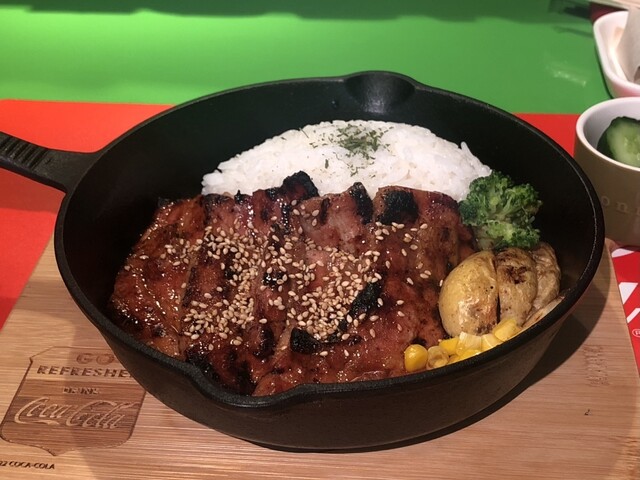 GARAGAGE（ガラガジ） - 神楽岡（豚丼）の写真