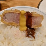 とんかつ ばんぶー - 特撰リブにマスタードとソース