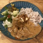 CURRY BAR CAFE 三月の水 - 無水ココナッツ牡蠣カレー