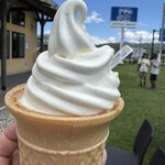 ヤツレン ソフトクリーム売店 - 