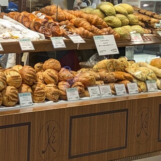 メゾン・カイザー・ショップ_1