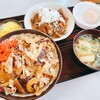 松屋ボート - “牛丼”と“もつ煮込み”