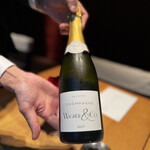 ミクニ マルノウチ - 