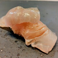 鮨 龍馬 - 平目の昆布締め