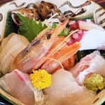 醍醐 - お刺身盛り合わせ