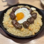 やっぱりステーキ - 料理写真:ガーリックバターライスステーキ 980円
